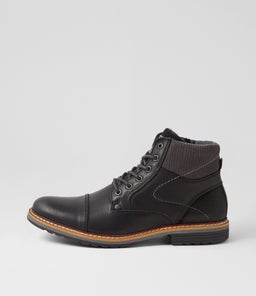 CRADLE WR BLACK LEATHER