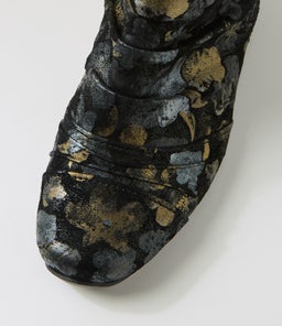 CAMRYN XW ZR BLACK METAL SUEDE