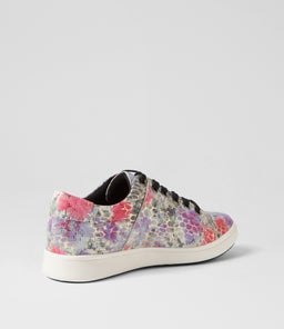 DELILAH XF ZR BLACK FLORAL LEATHER