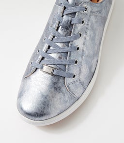 DELILAH XF ZR BLUE LEOPARD LEATHER