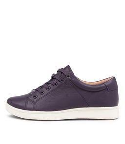 DELILAH XF ZR AUBERGINE LEATHER