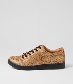 DELILAH XF ZR CAMEL&GOLD LEOPARD PONY
