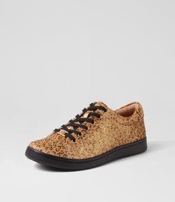 DELILAH XF ZR CAMEL&GOLD LEOPARD PONY