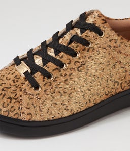 DELILAH XF ZR CAMEL&GOLD LEOPARD PONY