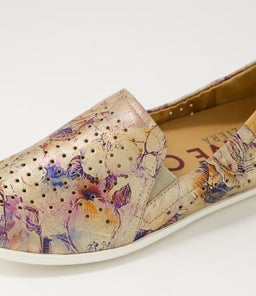 LIANA W ZR GOLD VINTAGE FLORAL LEATHER