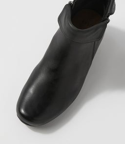 CATHAL XW ZR BLACK LEATHER