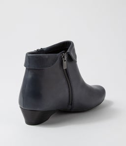 CATHAL XW ZR NAVY LEATHER