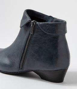 CATHAL XW ZR NAVY LEATHER