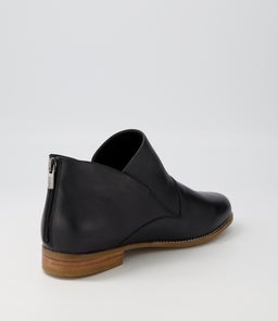THIEM XF ZR BLACK LEATHER