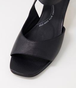 IRUNN XW ZR BLACK LEATHER