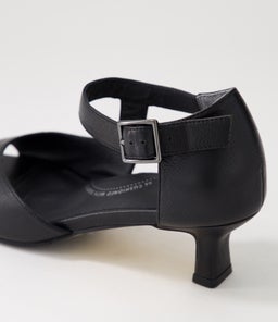 IRUNN XW ZR BLACK LEATHER
