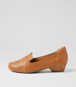CELYN XW ZR DK TAN LEATHER