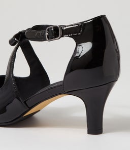 TISSTA XW ZR BLACK PATENT LEATHER