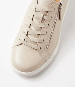 AITO XF ZR ALMOND LEATHER