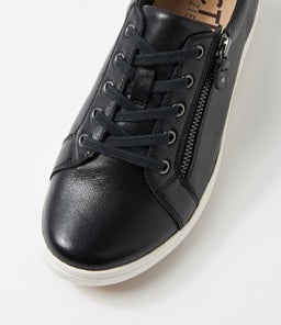 DOLLI XF ZR BLACK WHITE SOLE LEATHER