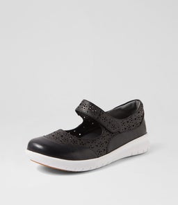 SANELLE XF ZR BLACK WHITE SOLE LEATHER