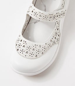 SANELLE XF ZR WHITE LEATHER