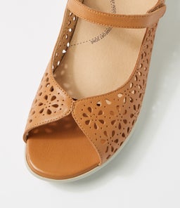 DARBEL W ZR TAN LEATHER
