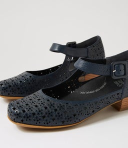 QASTA XW ZR NAVY LEATHER
