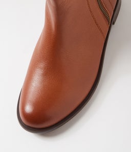 MCTEAL XW ZR DK TAN LEATHER